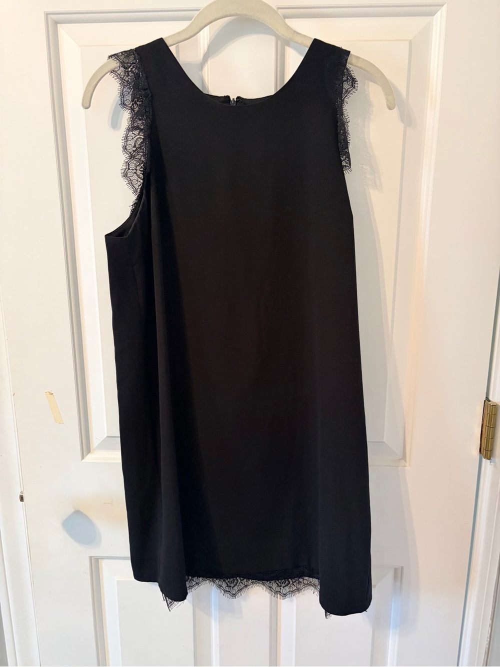 Women's Black Lace Trim Shift Dress